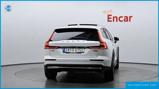 VOLVO V60 B5 ULTIMATE AWD