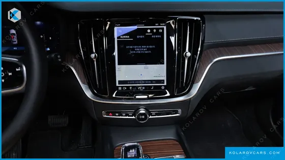 VOLVO V60 B5 ULTIMATE AWD