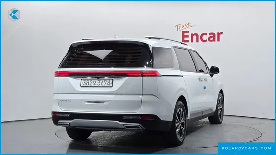 KIA CARNIVAL 9-SEATER PRESTIGE