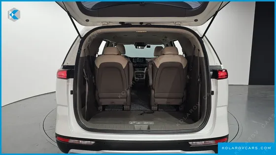 KIA CARNIVAL 9-SEATER PRESTIGE