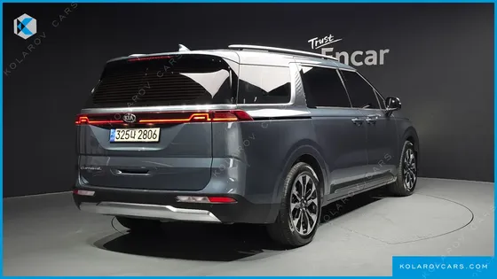 KIA CARNIVAL 9-SEATER SIGNATURE