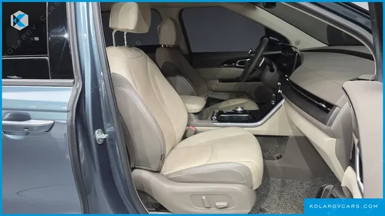 KIA CARNIVAL 9-SEATER SIGNATURE