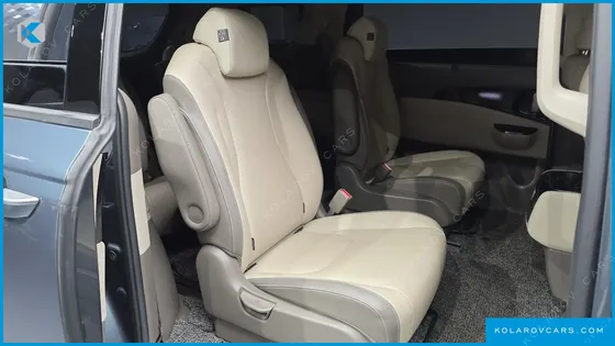 KIA CARNIVAL 9-SEATER SIGNATURE