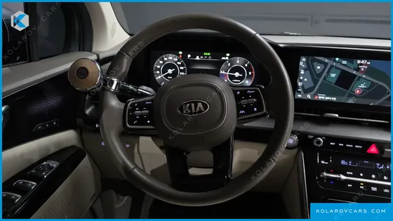 KIA CARNIVAL 9-SEATER SIGNATURE