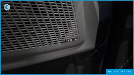 KIA CARNIVAL 9-SEATER SIGNATURE