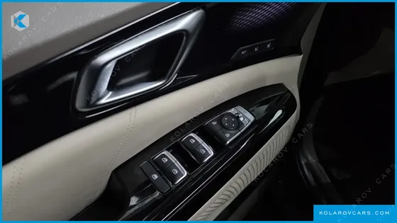 KIA CARNIVAL 9-SEATER SIGNATURE