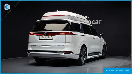 KIA CARNIVAL GASOLINE 9-SEATER HI-LIMOUSINE
