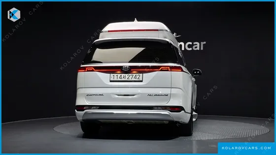 KIA CARNIVAL GASOLINE 9-SEATER HI-LIMOUSINE