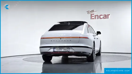 HYUNDAI GRANDEUR CALLIGRAPHY