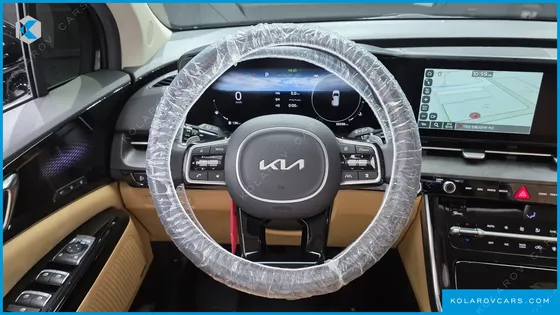 KIA CARNIVAL GASOLINE 9-SEATER SIGNATURE