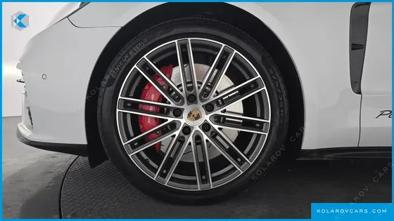 PORSCHE PANAMERA 4.0 TURBO