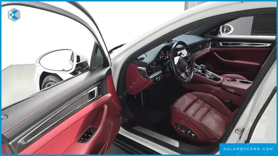 PORSCHE PANAMERA 4.0 TURBO