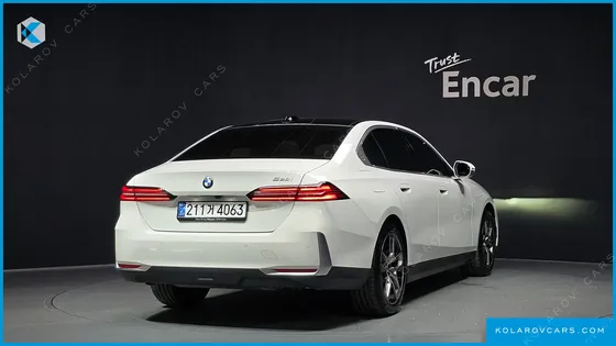 BMW 5 SERIES 520I