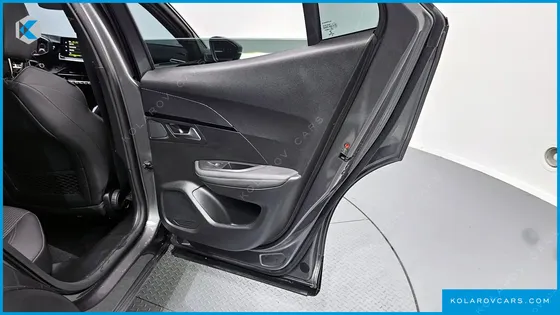 PEUGEOT 2008 1.5 BLUEHDI GT