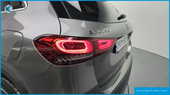 MERCEDES GLA-CLASS GLA250 4MATIC