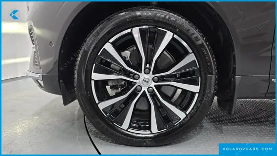 VOLVO XC60 B6 ULTIMATE BRIGHT
