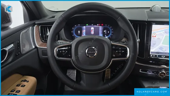 VOLVO XC60 B6 ULTIMATE BRIGHT