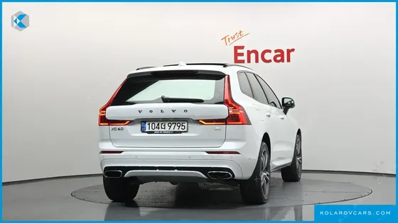 VOLVO XC60 T8 R-DESIGN