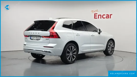 VOLVO XC60 B6 INSCIRTION