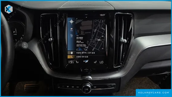 VOLVO XC60 T8 R-DESIGN