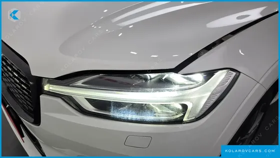 VOLVO XC60 T8 R-DESIGN