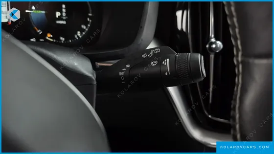 VOLVO XC60 T8 R-DESIGN
