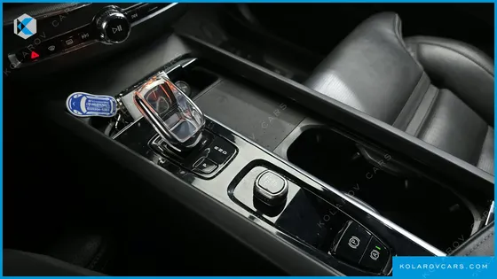 VOLVO XC60 B6 R-DESIGN
