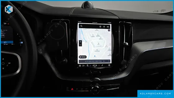VOLVO XC60 B6 R-DESIGN