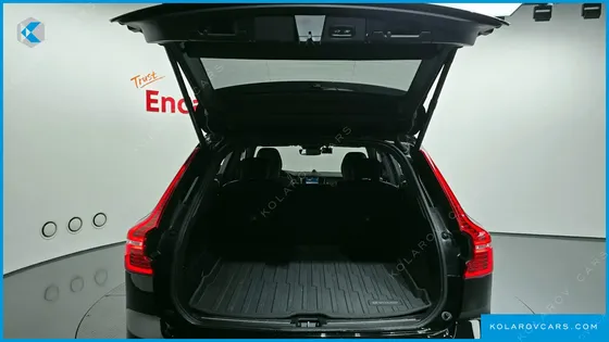 VOLVO XC60 B6 R-DESIGN