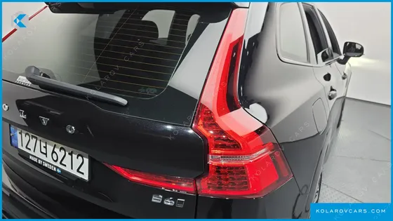 VOLVO XC60 B6 R-DESIGN