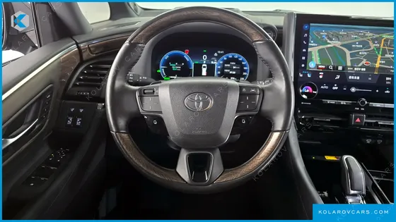 TOYOTA ALPHARD 2.5 HEV EXECUTIVE AWD