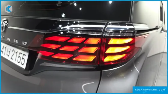 TOYOTA ALPHARD 2.5 HEV EXECUTIVE AWD