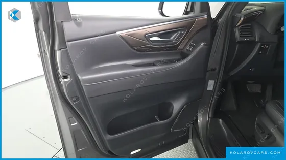 TOYOTA ALPHARD 2.5 HEV EXECUTIVE AWD