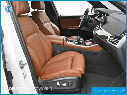 BMW X5 M50I