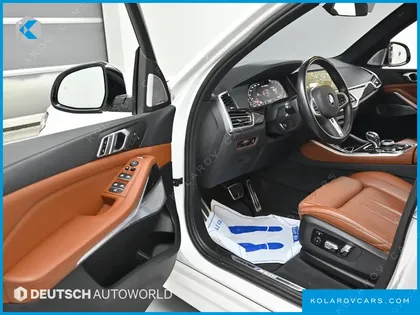 BMW X5 M50I