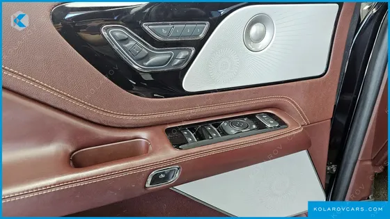 LINCOLN AVIATOR 3.0 BLACK LABEL AWD