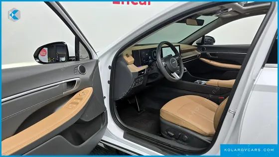 HYUNDAI SONATA INSPIRATION