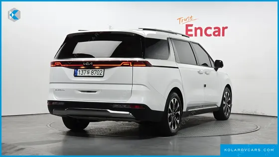 KIA CARNIVAL 9-SEATER SIGNATURE