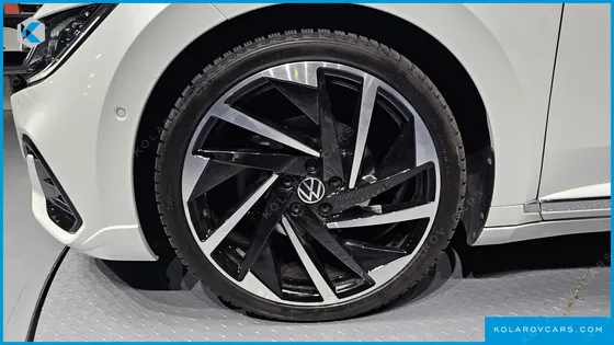 VOLKSWAGEN ARTEON 2.0 TDI R-LIINE 4MOTION