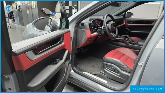 PORSCHE CAYENNE 3.0 COUPE