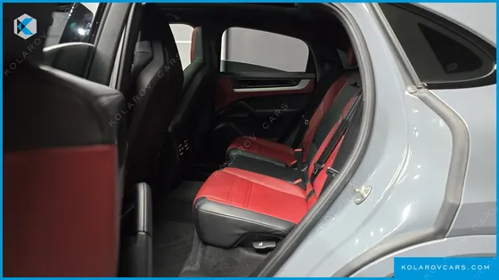 PORSCHE CAYENNE 3.0 COUPE