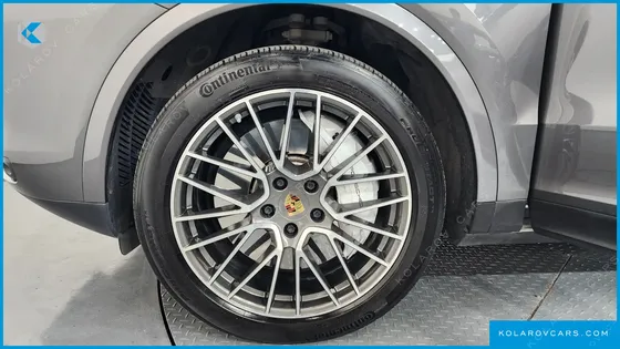 PORSCHE CAYENNE 3.0 COUPE