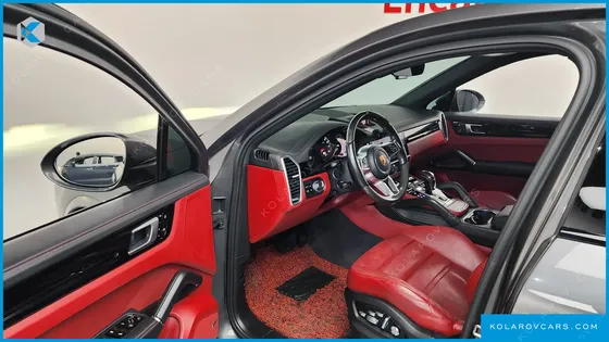 PORSCHE CAYENNE 3.0 COUPE