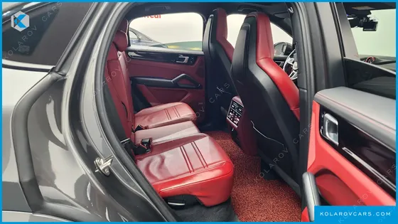 PORSCHE CAYENNE 3.0 COUPE