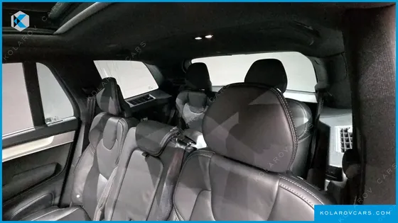 VOLVO XC90 T8 ULTRA DARK HYBRID