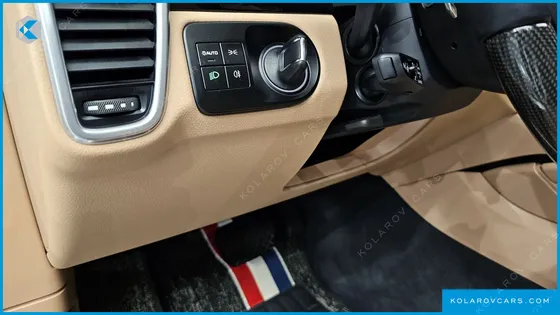PORSCHE CAYENNE 3.0 PLATINUM EDITION