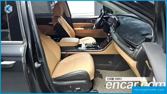 KIA CARNIVAL 9-SEATER SIGNATURE
