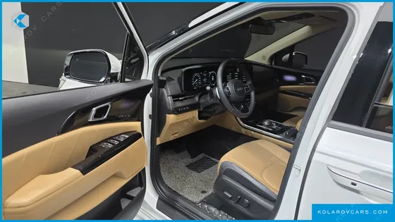KIA CARNIVAL 9-SEATER SIGNATURE