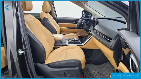 KIA CARNIVAL 11-SEATER SIGNATURE