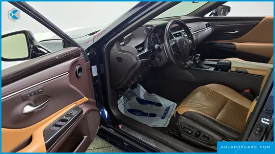 LEXUS ES LUXURY PLUS